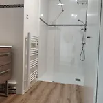 Maison Independante Avec Piscine Et Jardin A Merignac, A 15 Min Du Centre De Bordeaux *