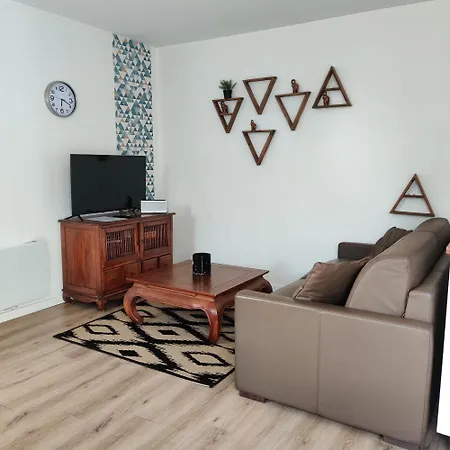 Casa vacanze Maison Avec Piscine Au Calme à 2 Pas De Bordeaux