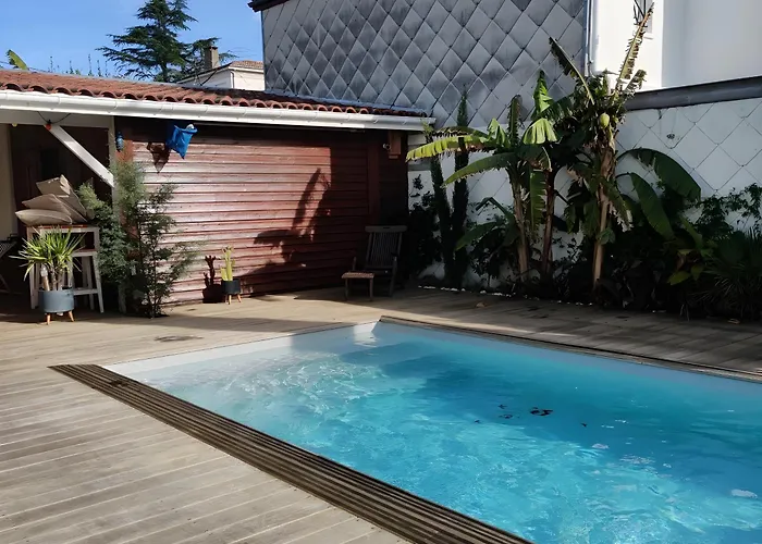 Maison Avec Piscine Au Calme à 2 Pas De Bordeaux Casa vacanze Mérignac